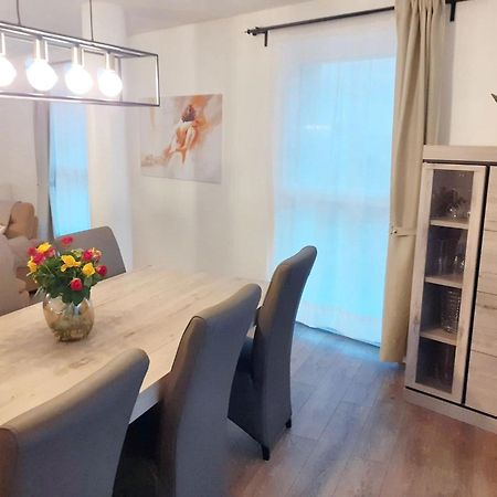 Modern Apartment In Cureghem Anderlecht 134 M² + Terrace بروكسل المظهر الخارجي الصورة