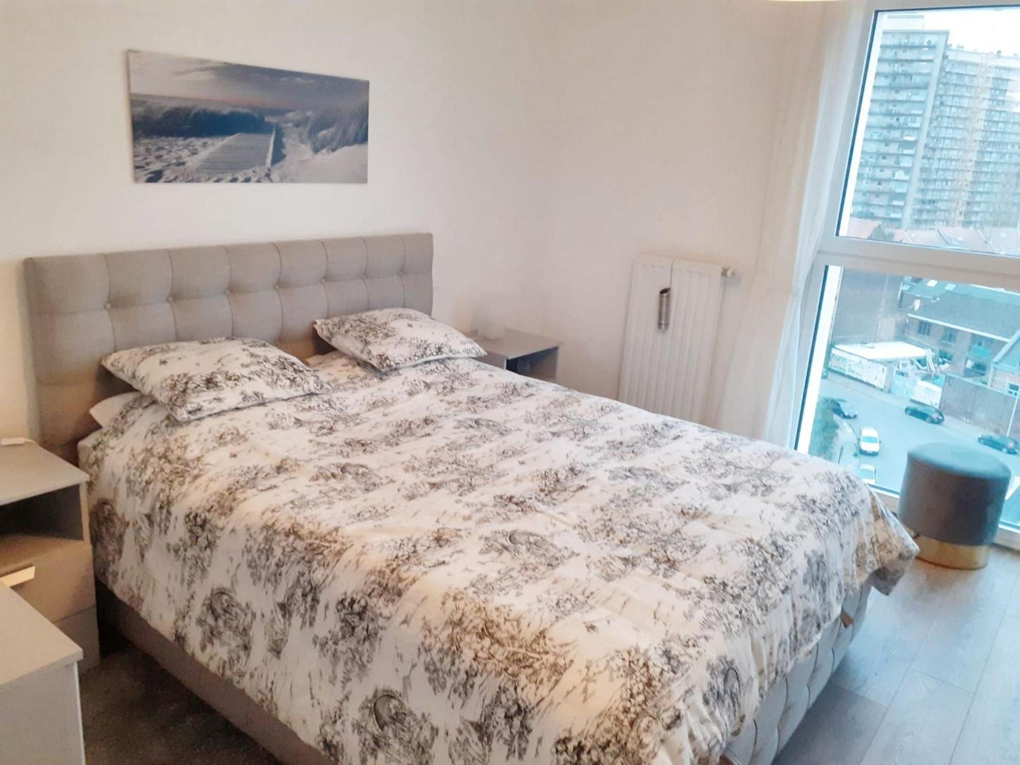 Modern Apartment In Cureghem Anderlecht 134 M² + Terrace بروكسل المظهر الخارجي الصورة