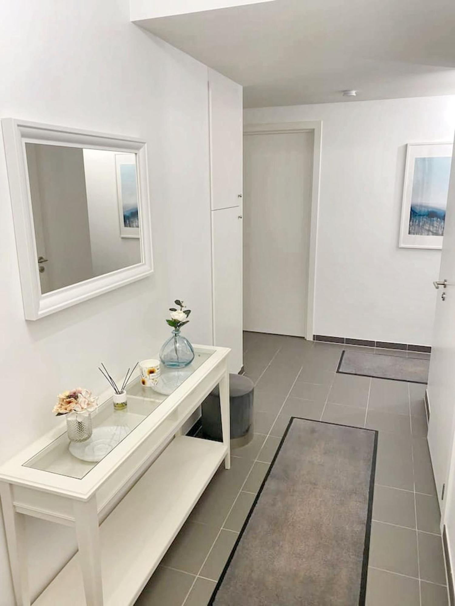 Modern Apartment In Cureghem Anderlecht 134 M² + Terrace بروكسل المظهر الخارجي الصورة